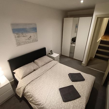 Lovely 2 Bedroom Serviced Apartment In لندن المظهر الخارجي الصورة