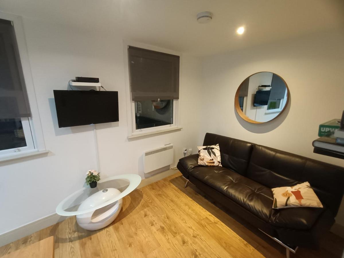 Lovely 2 Bedroom Serviced Apartment In لندن المظهر الخارجي الصورة